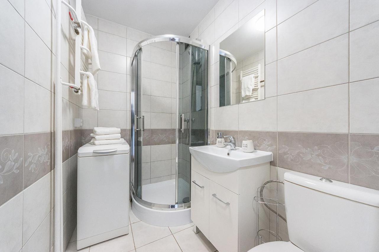 Glow Apartments, Apartament Kolobrzeska Гданськ Екстер'єр фото
